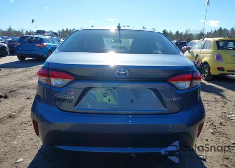 2021 Toyota Corolla Hybrid Le z USA, uszkodzony, nr VIN JTDEAMDE7MJ018687